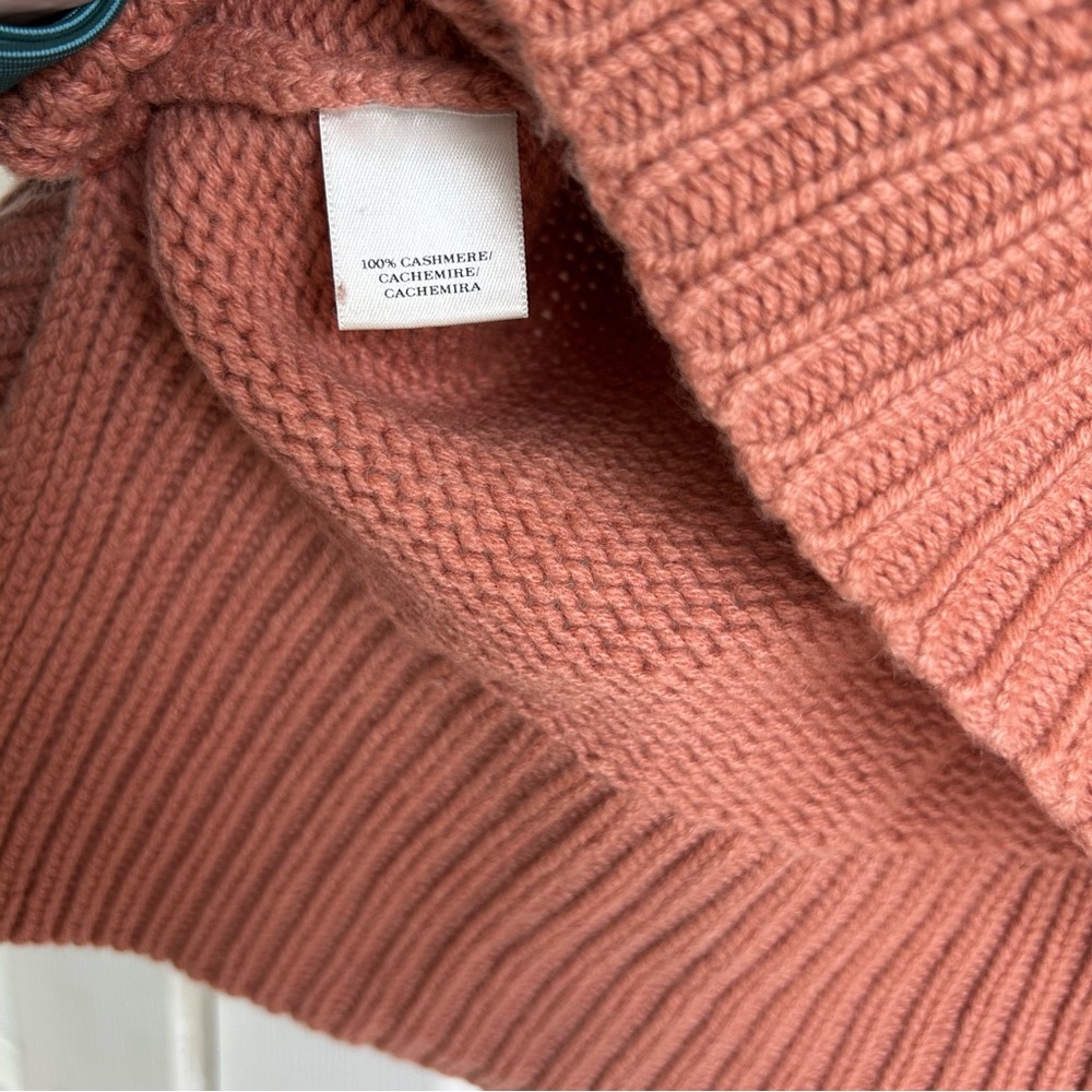 Ann Taylor 100% Cashmere Sweater - Picture 4 of 4